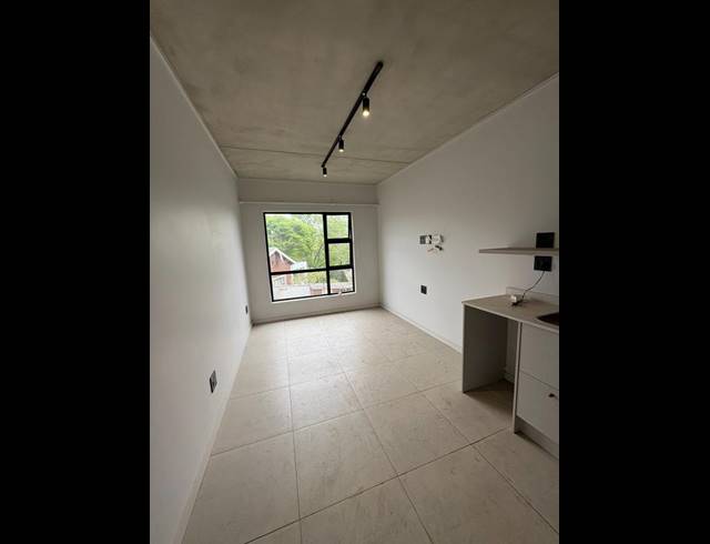 1 BEDROOM PROPERTY TO RENT IN WAVERLEY